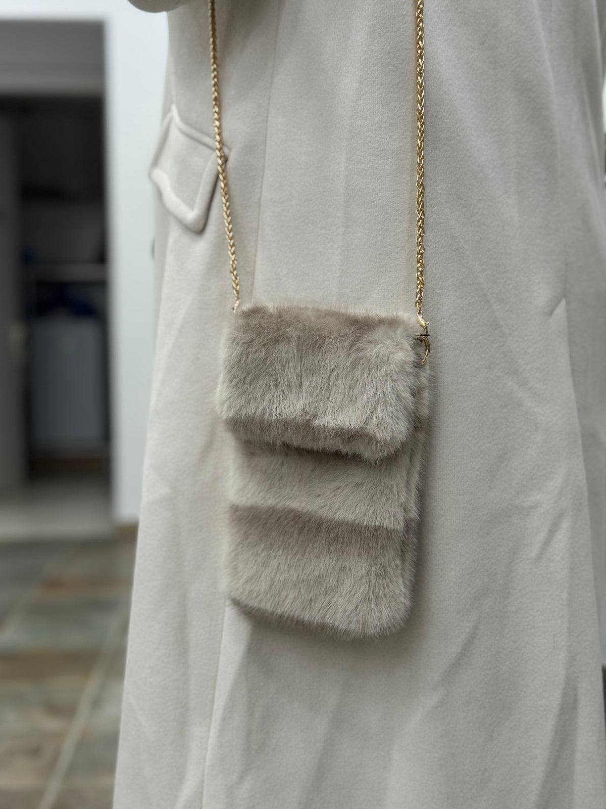 Porta Cellulare Ecopelliccia Beige