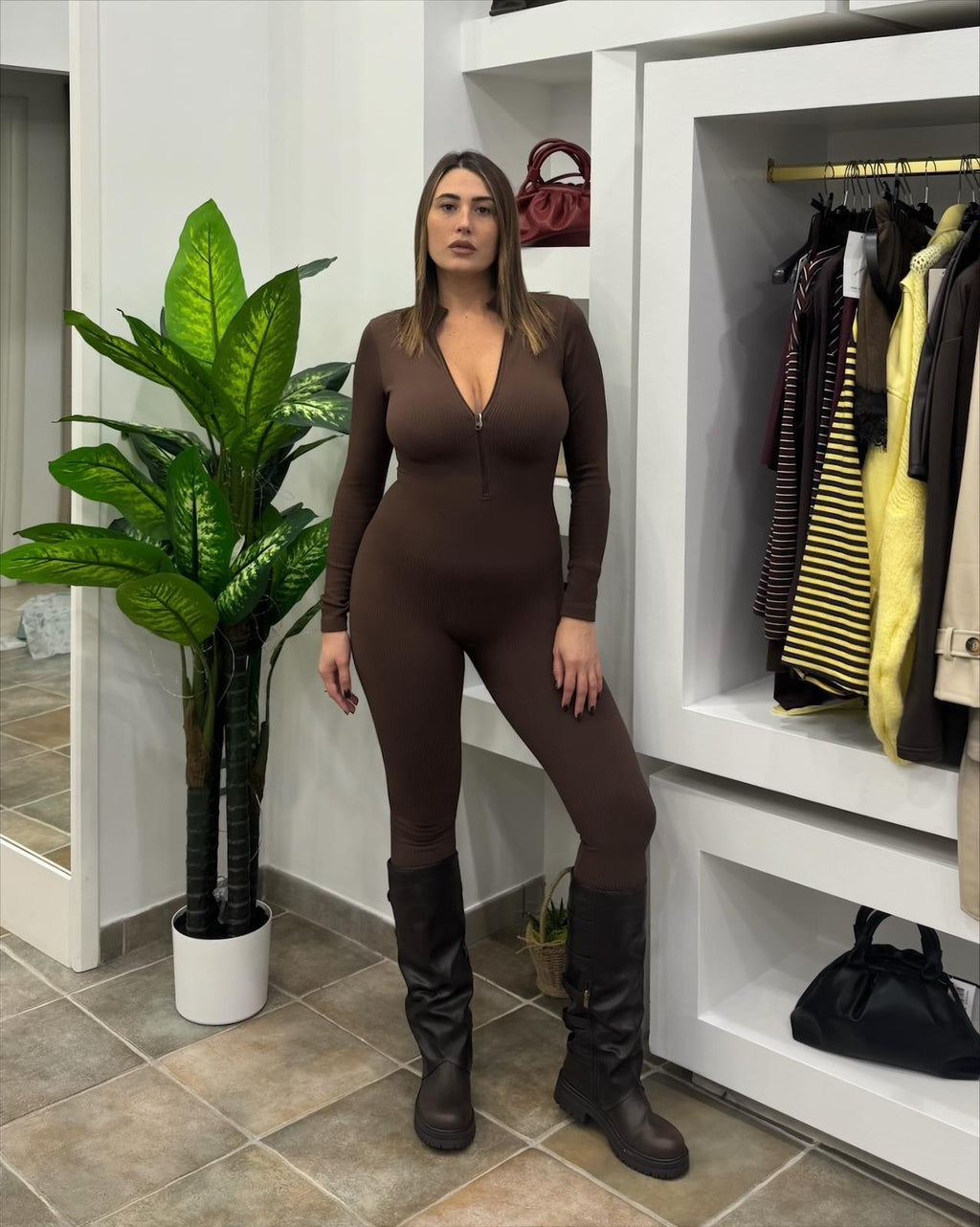 Tutina Contenitiva Marrone