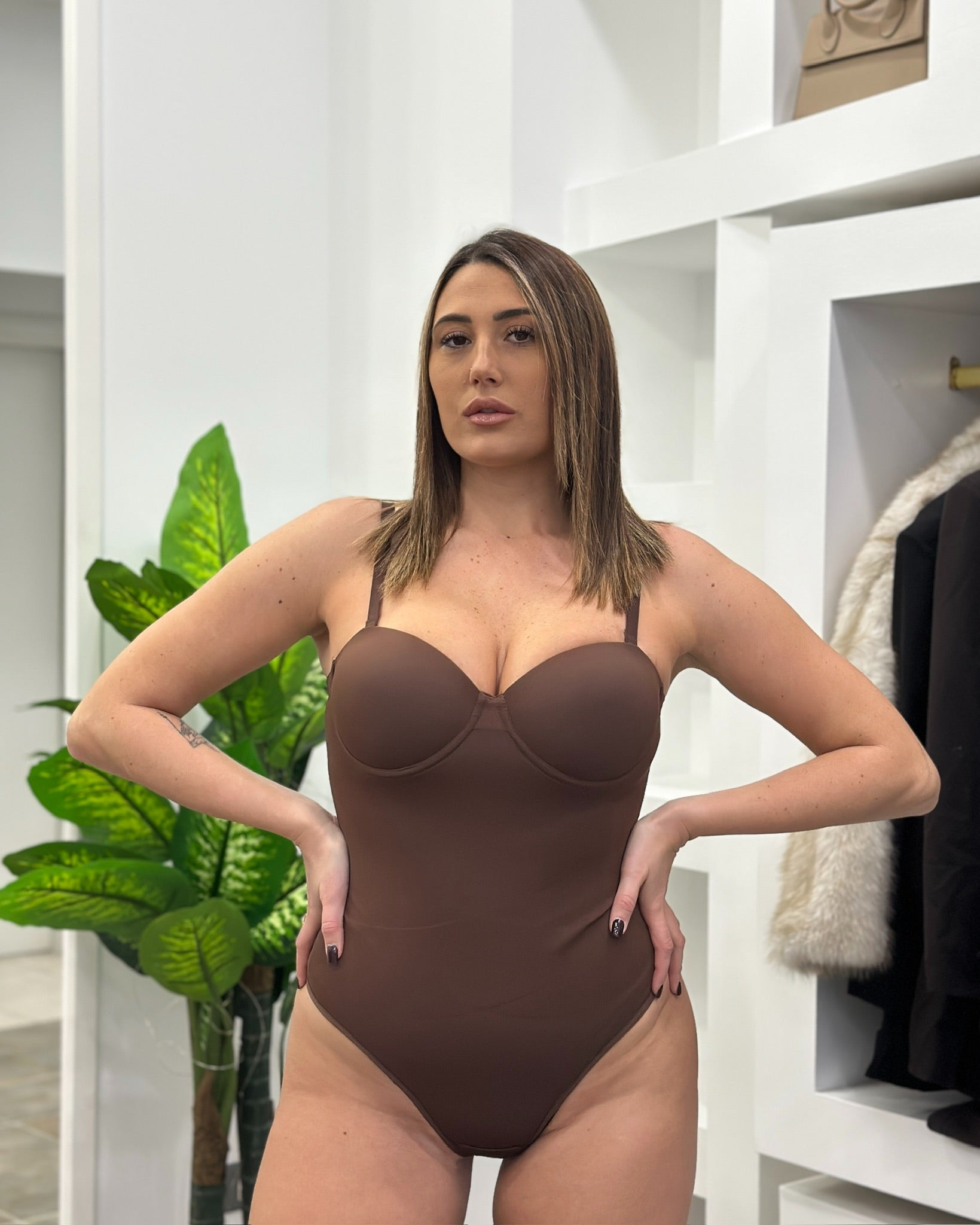 Body Contenitivo Marrone