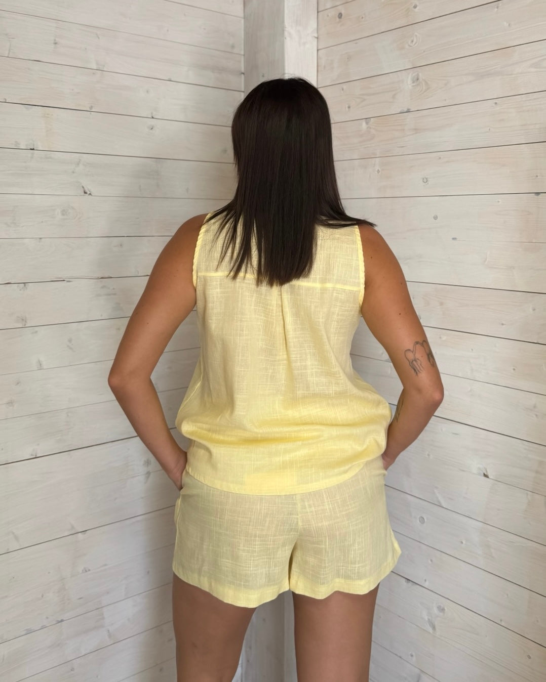 Completo Ana Giallo