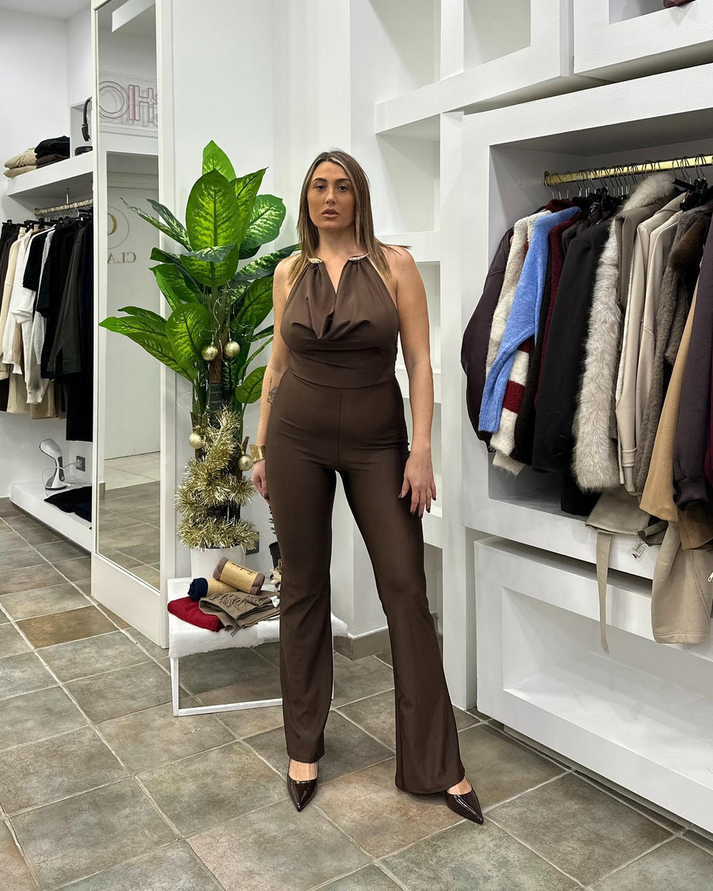 Tuta Viviana Marrone