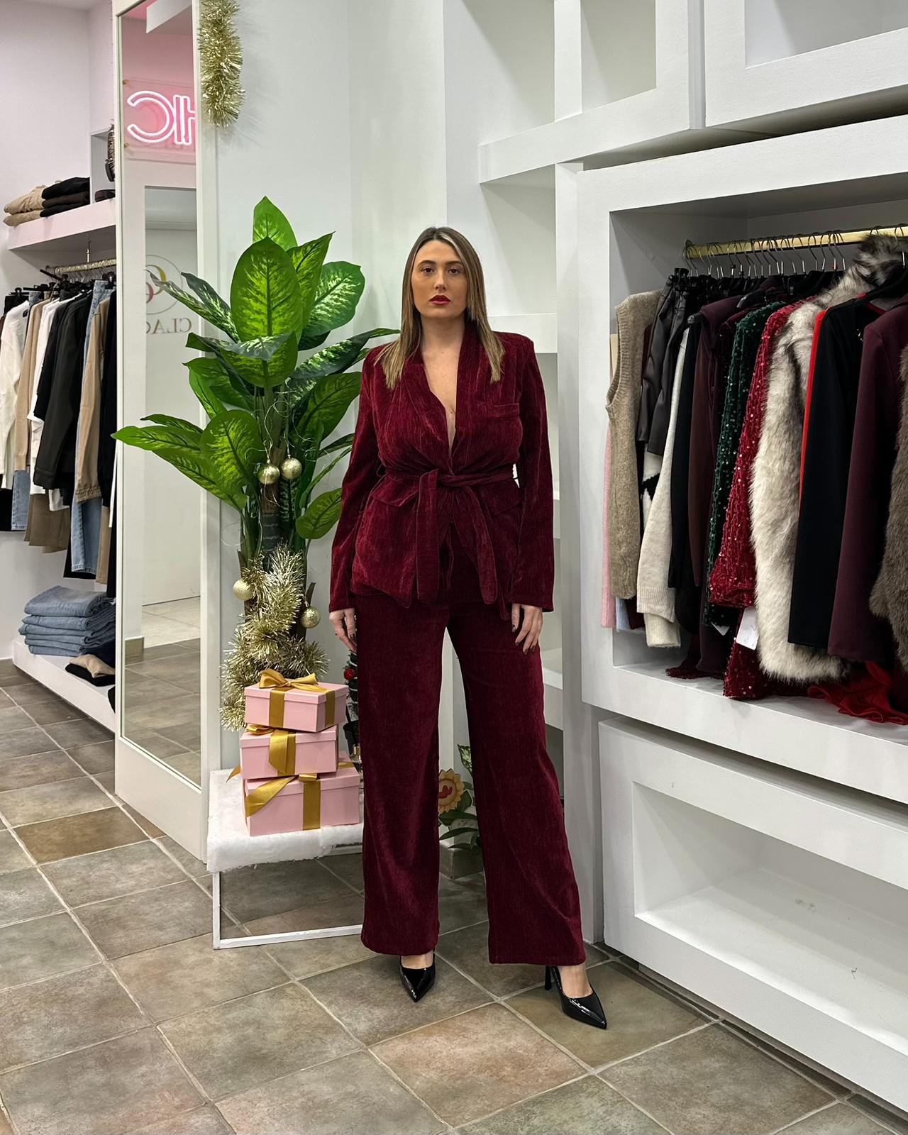 Completo Madame Rosso