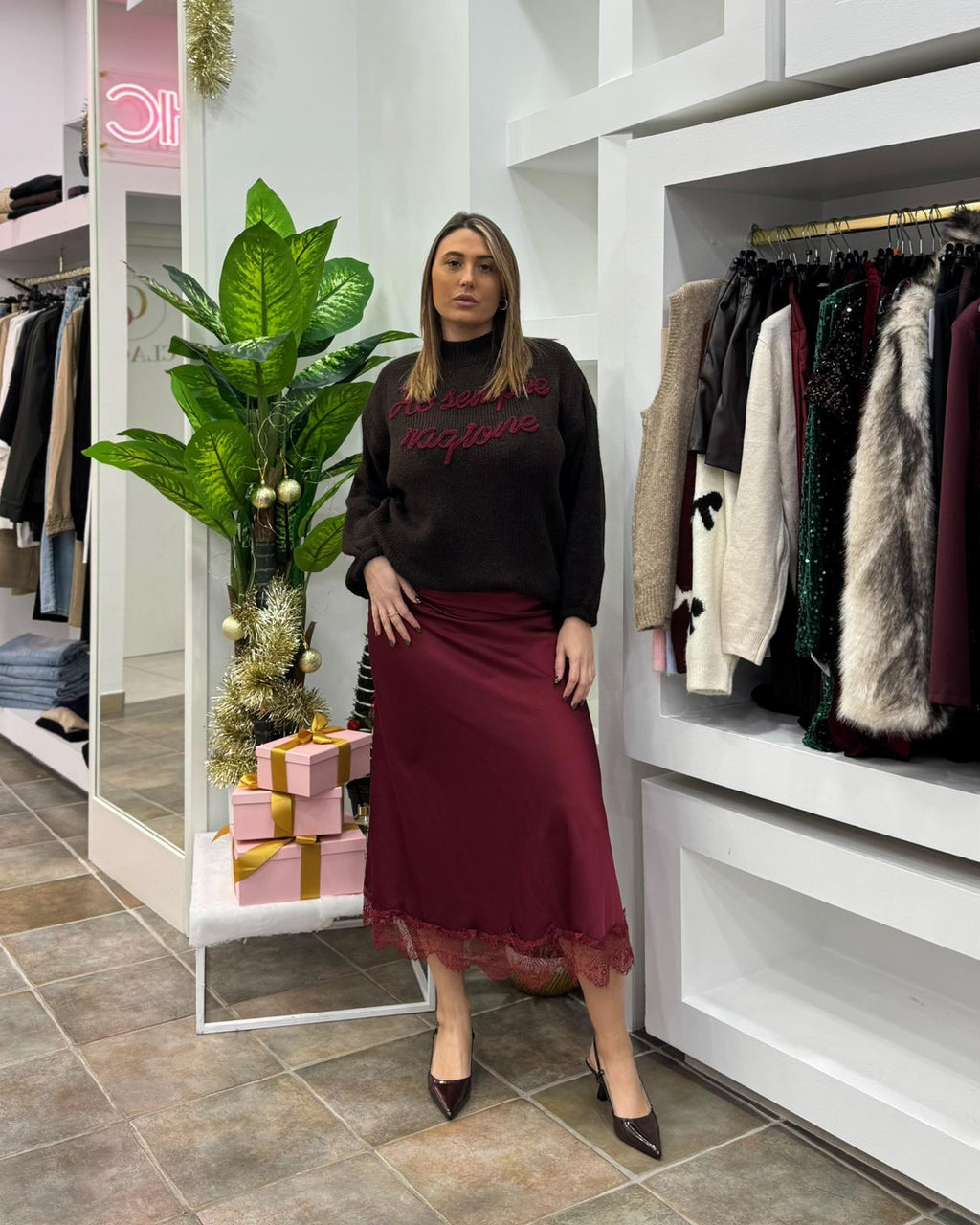 Gonna Satin Bordeaux