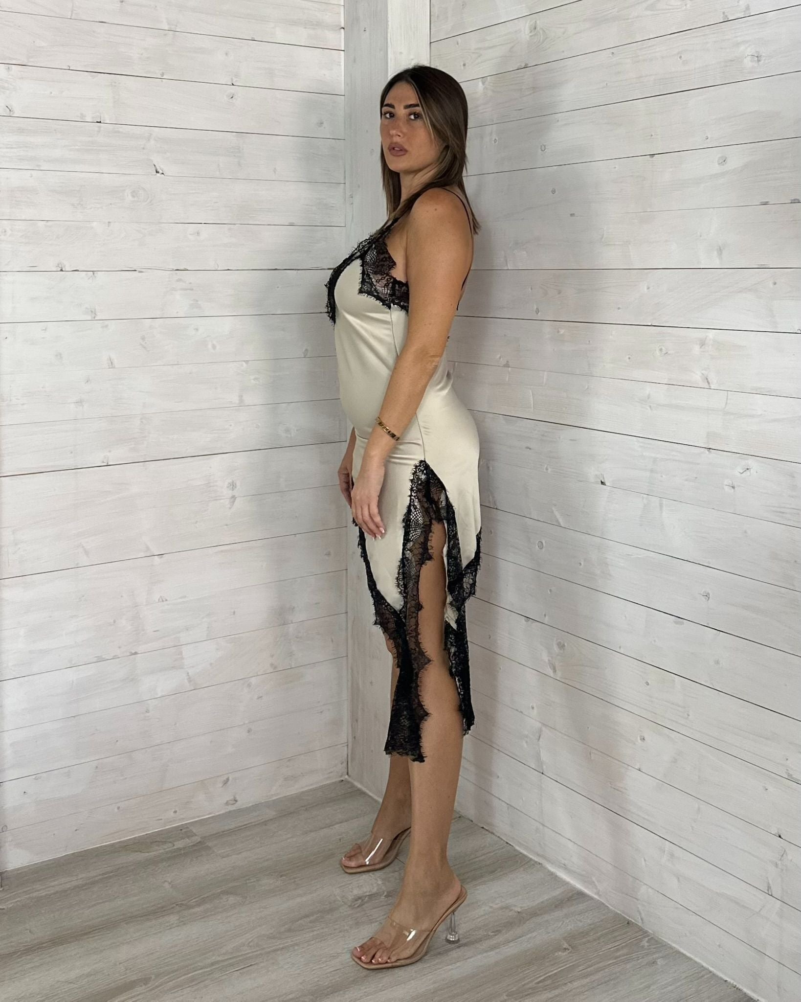 Abito Satin/Pizzo Beige e Nero